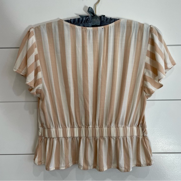 Forever 21 (S) - Cream & Beige Striped Front Button Crop Top - Picture 2 of 8